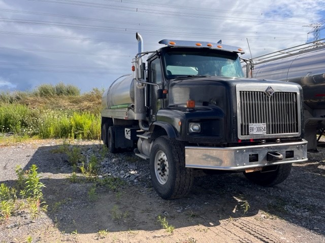 3500 Gallon Tandem