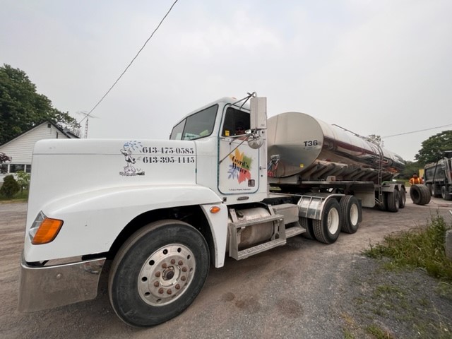 6000 Gallon Tanker